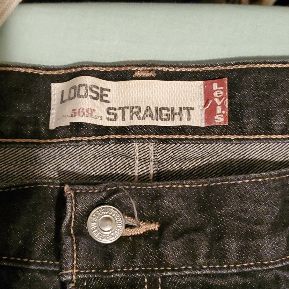Levi's 569 jeans
